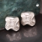 Preview: Clip Ohrring ca.27x29mm Kreuz hellsilberfarben matt Kunststoff