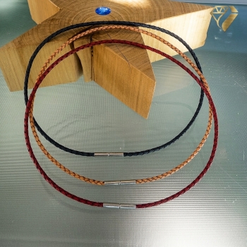 Preview: Lederband 2,5mm geflochten Farben nach Wahl mit 925 Bajonett