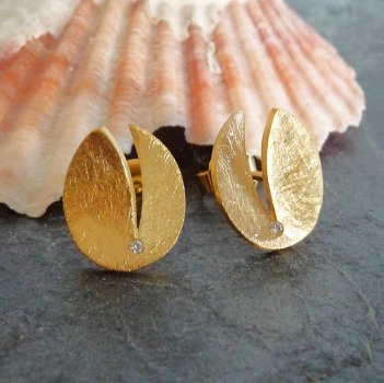Ohrstecker oval geschlitzt mit Zirkonia Edelstahl vergoldet