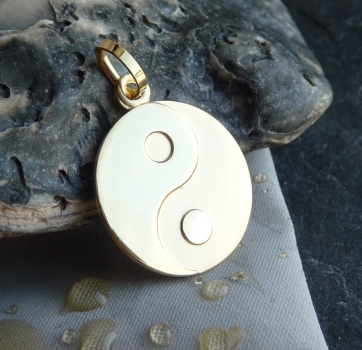 Anhänger Ying Yang 8Kt 333 GOLD