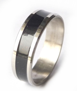 Ring Edelstahl mit Kunststoffeinlage black