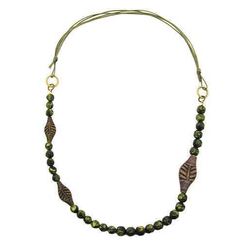 Kette 3x Blattperle oliv 10mm Perlen olivgrün gedrückt Kordel oliv 90cm