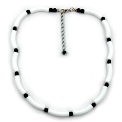 Kette 25x6mm Rohr Kunststoff weiß-matt und 6mm Perle schwarz 42cm
