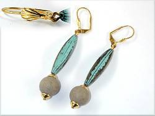 Brisur 66x12mm Rillenolive patina grün mit Perle hellbraun Kunststoff