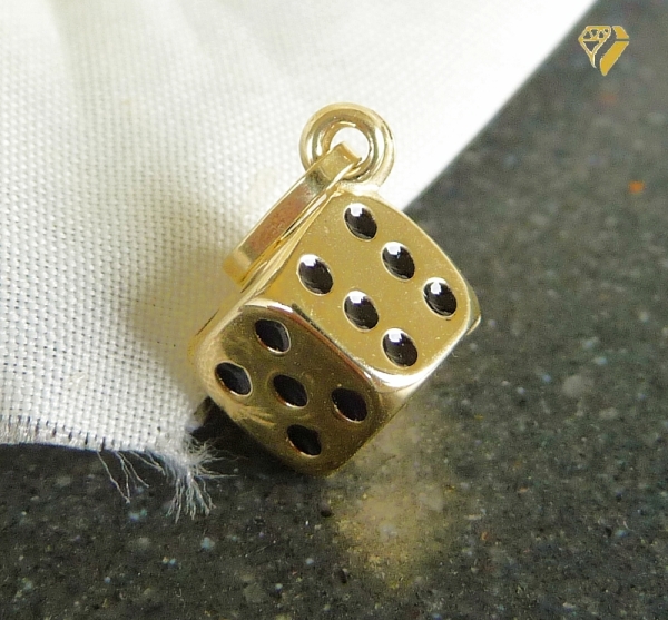 Anhänger kleiner Würfel 7,3mm 8Kt 333 GOLD