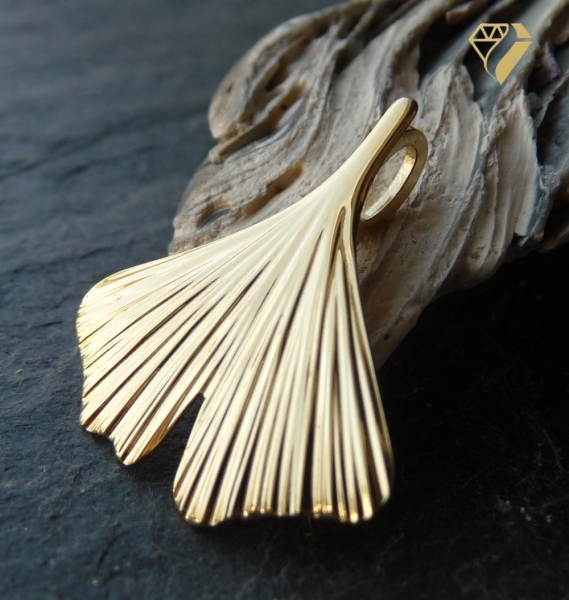 Anhänger 20mm Ginkgoblatt 9Kt 375 GOLD