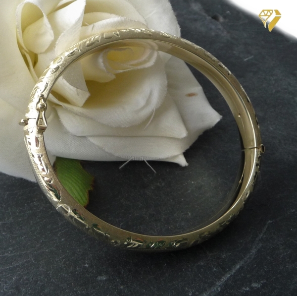 Armreif gewölbt Wiener Gravur 6mm 8Kt 333 Gold