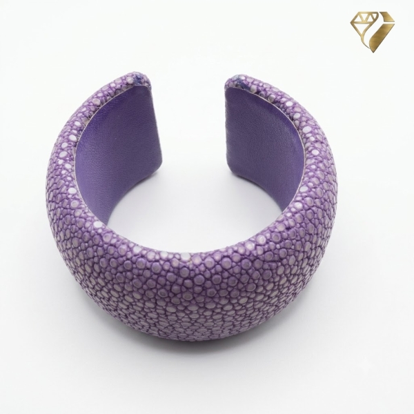 Armspange Rochenleder LAVENDEL 40mm