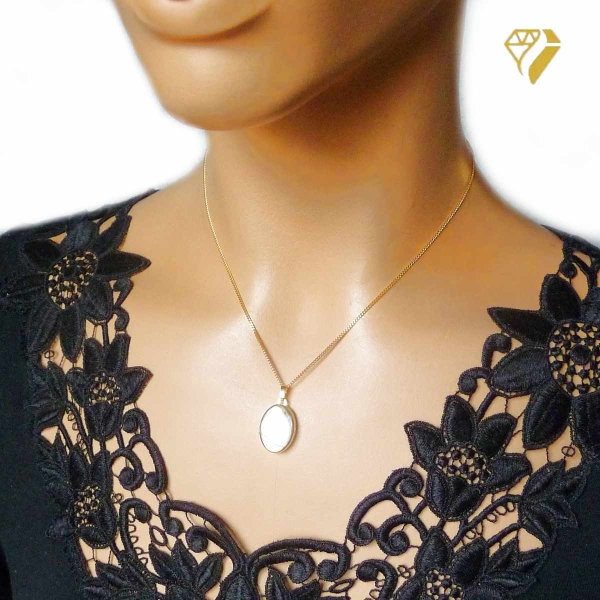 Medaillon oval 14x18mm 14Kt GOLD