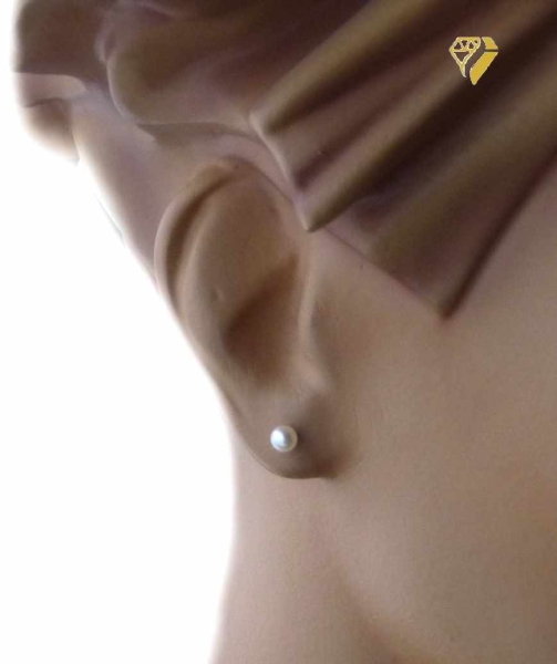 Stecker 4mm Süßwasserperle 14Kt 585 GOLD
