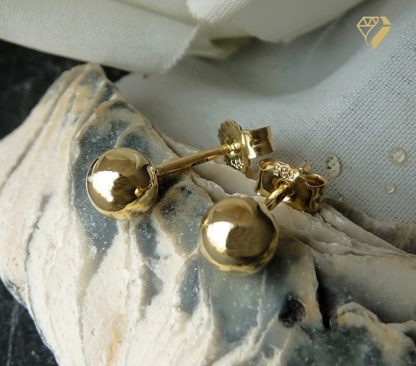 Stecker 5mm Kugel 8Kt 333 GOLD