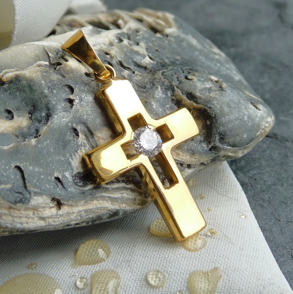 Anhänger Kreuz 14x19mm Zirkonia 8Kt 333 GOLD